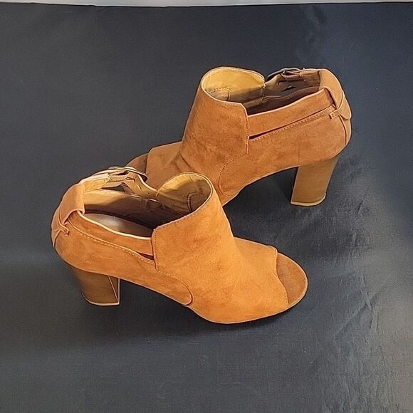 BAMBOO OPEN TOE ADJUSTABLE BUCKLE ANKLE BOOTIES - Picture 9 of 15